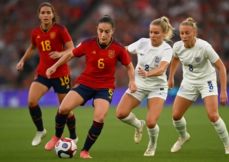 Spanien vs England